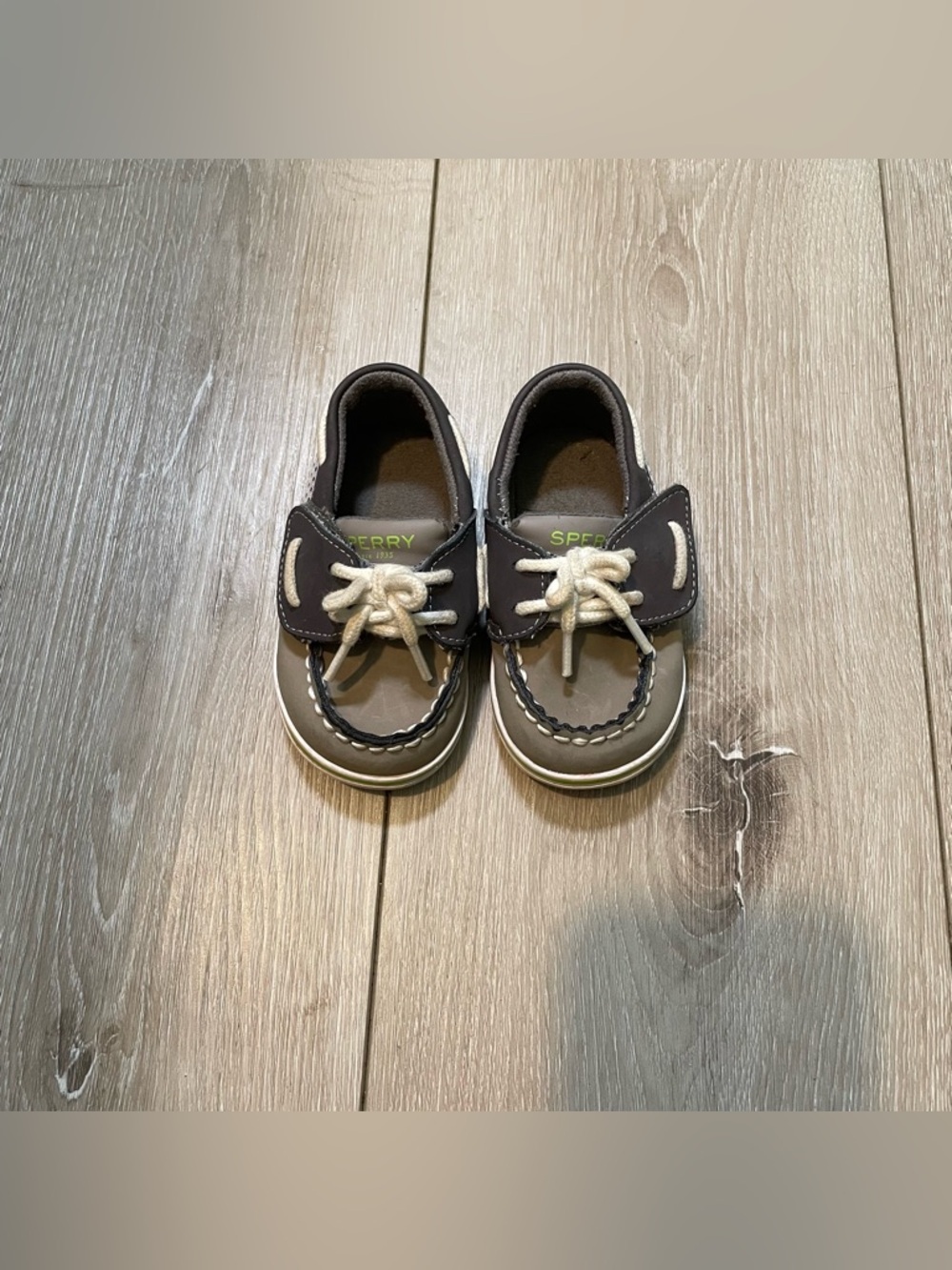 Sperry Kids Intrepid Crib Jr Boat Shoes - Size 4 - Classic Nautical Style